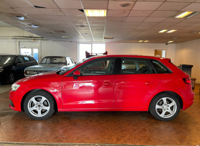 Audi A3 sportback 1.6 tdi 105ch – Image 27