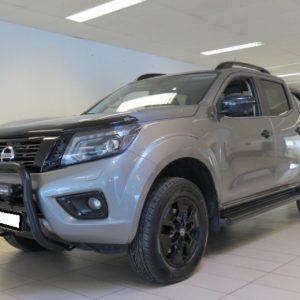 Nissan Navara Double Cabine 2.3 dCi 190ch, 4portes, 5places