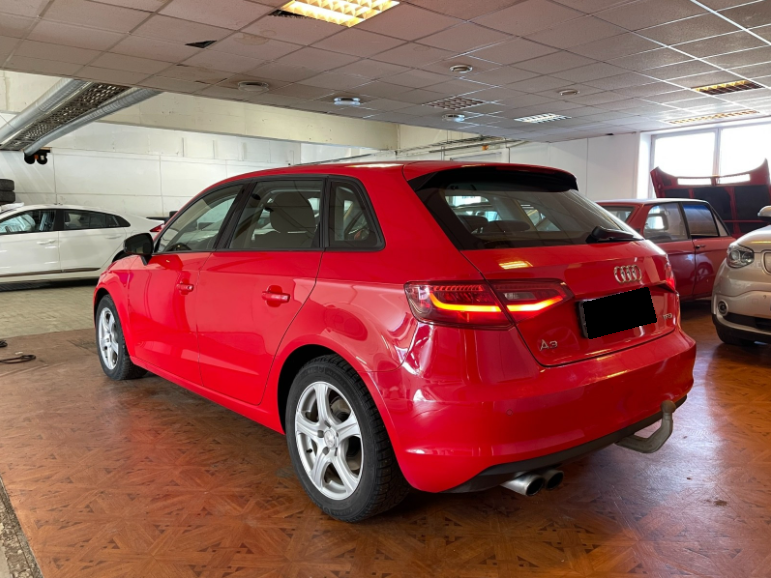 Audi A3 sportback 1.6 tdi 105ch – Image 2