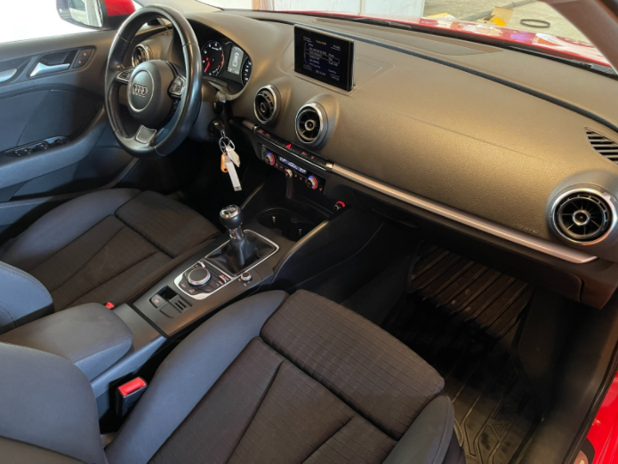 Audi A3 sportback 1.6 tdi 105ch – Image 21