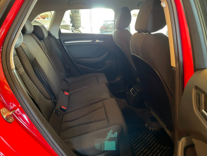 Audi A3 sportback 1.6 tdi 105ch – Image 23