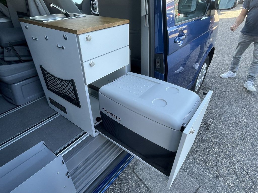 VW T5 California BEACH 2.0L TDi 140Ch – Image 15