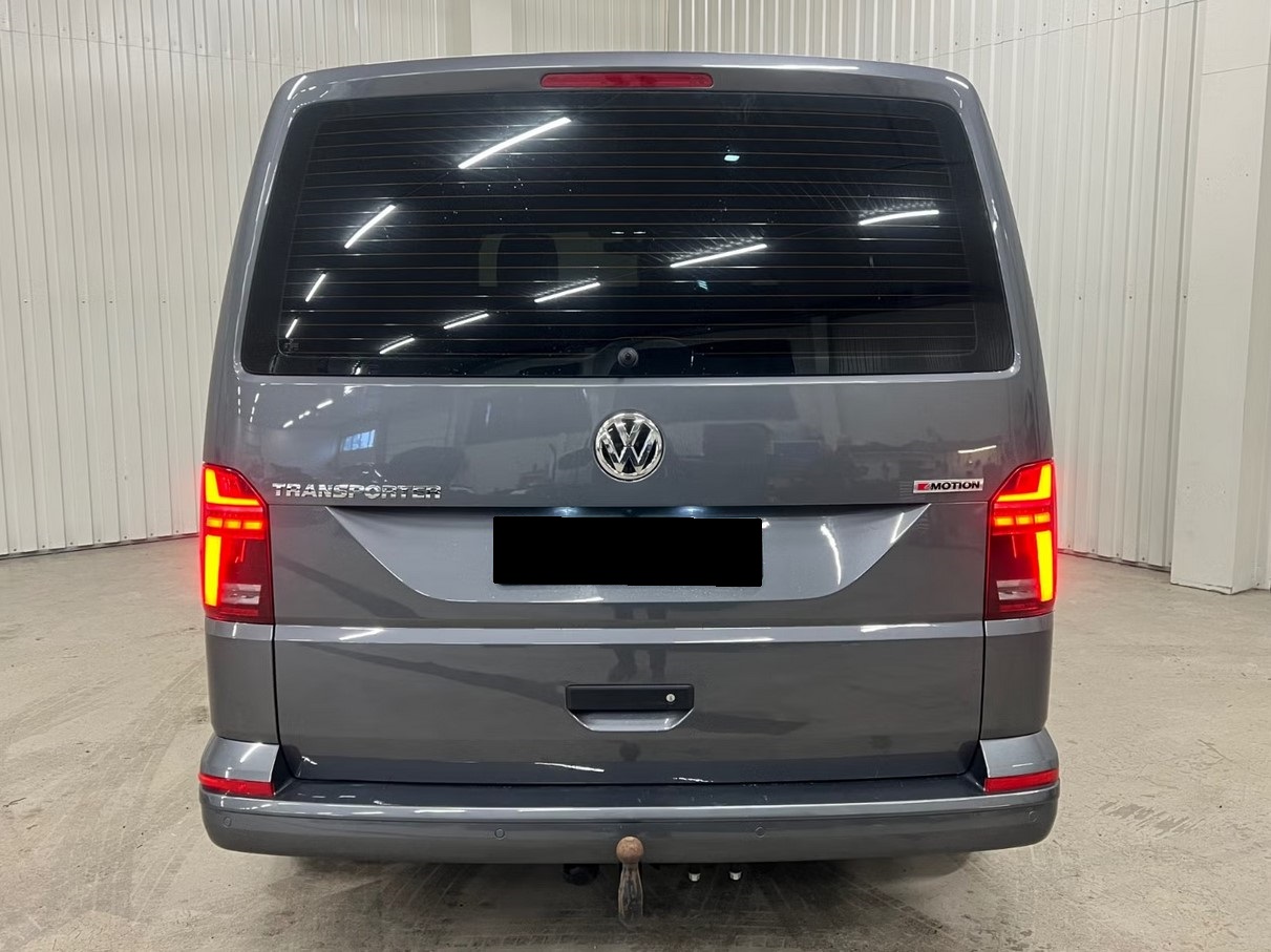 Volkswagen Transporter 2.0TDI 150 – Image 6