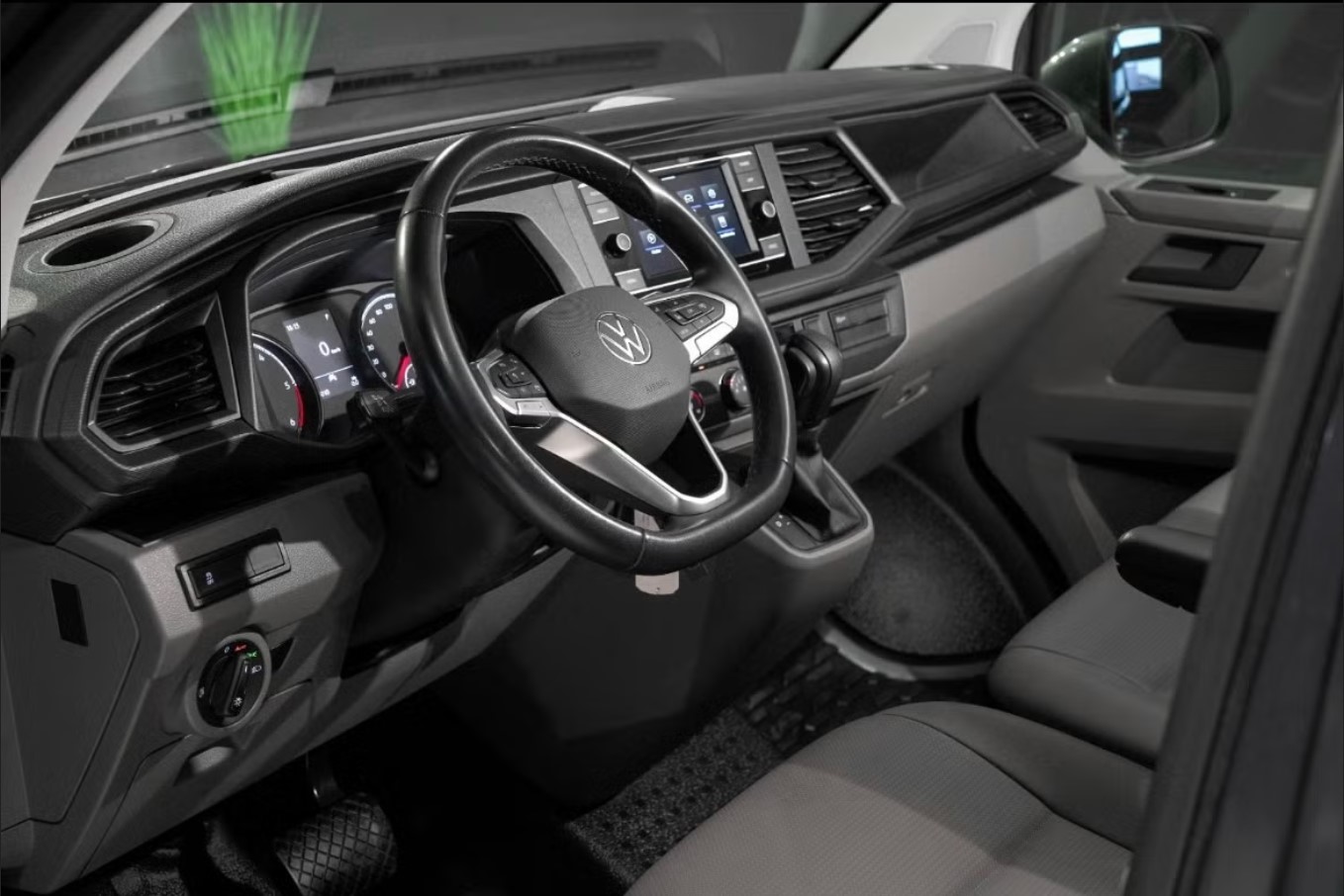Volkswagen Transporter 2.0TDI 150 – Image 7